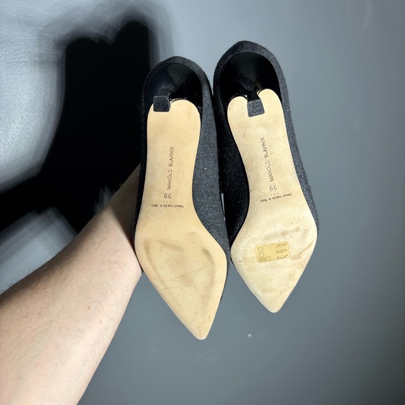 Manolo Blahnik Patent Toe Grey Pumps Womens Size EU 39 - Picture 4 of 6